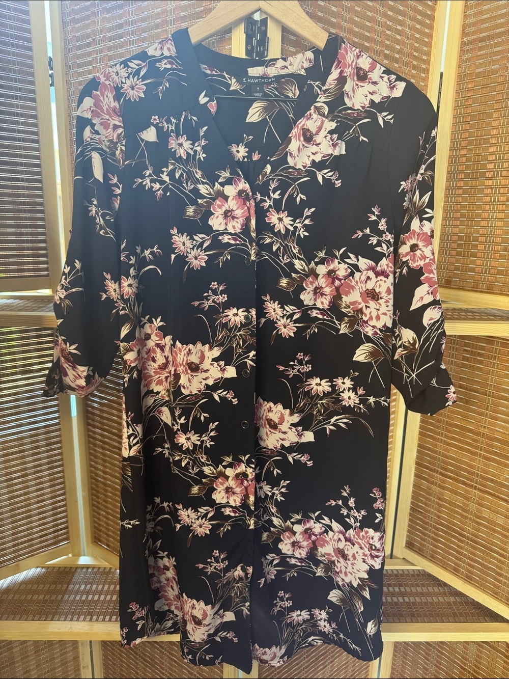 41 Hawthorn Black Floral Button-Front Long Sleeve Dress N0341